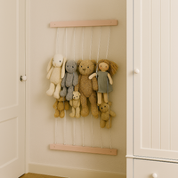 Toepassingsfoto rond elastisch wit touw in kinderkamer